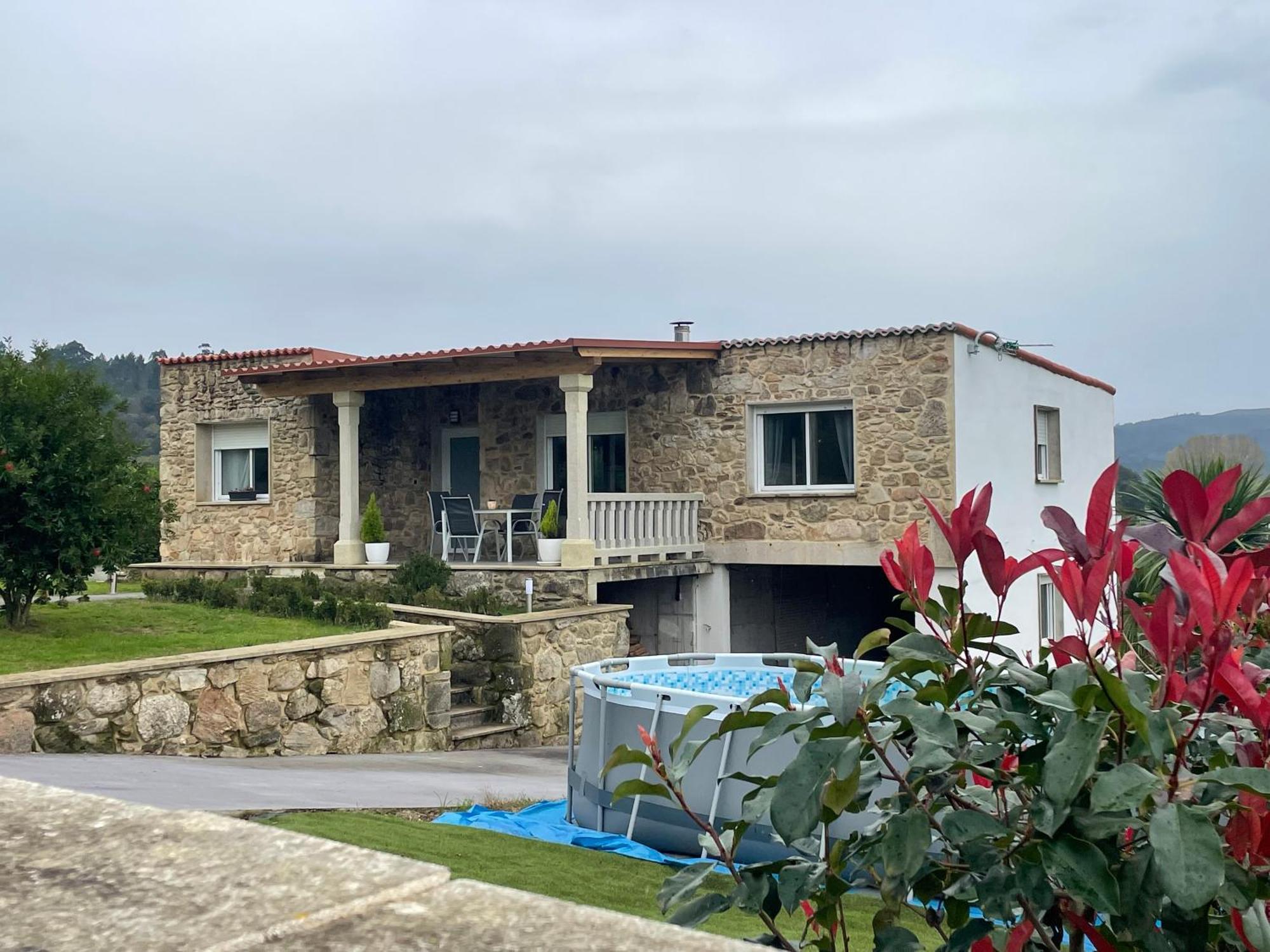 Casa Vanguardista En El Campo Cerca De Santiago 庞特维德拉 外观 照片